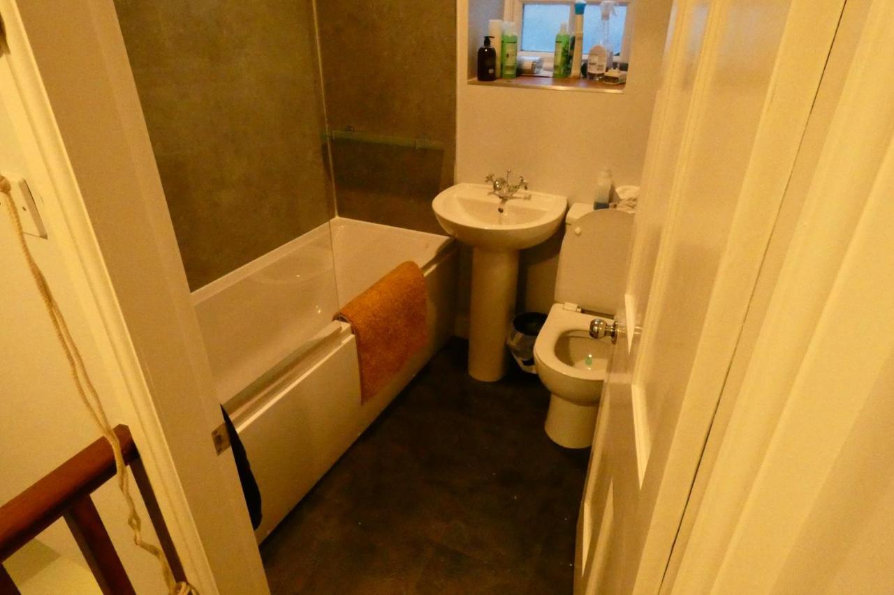 Redfearn Cottage Apperley Bridge Екстер'єр фото